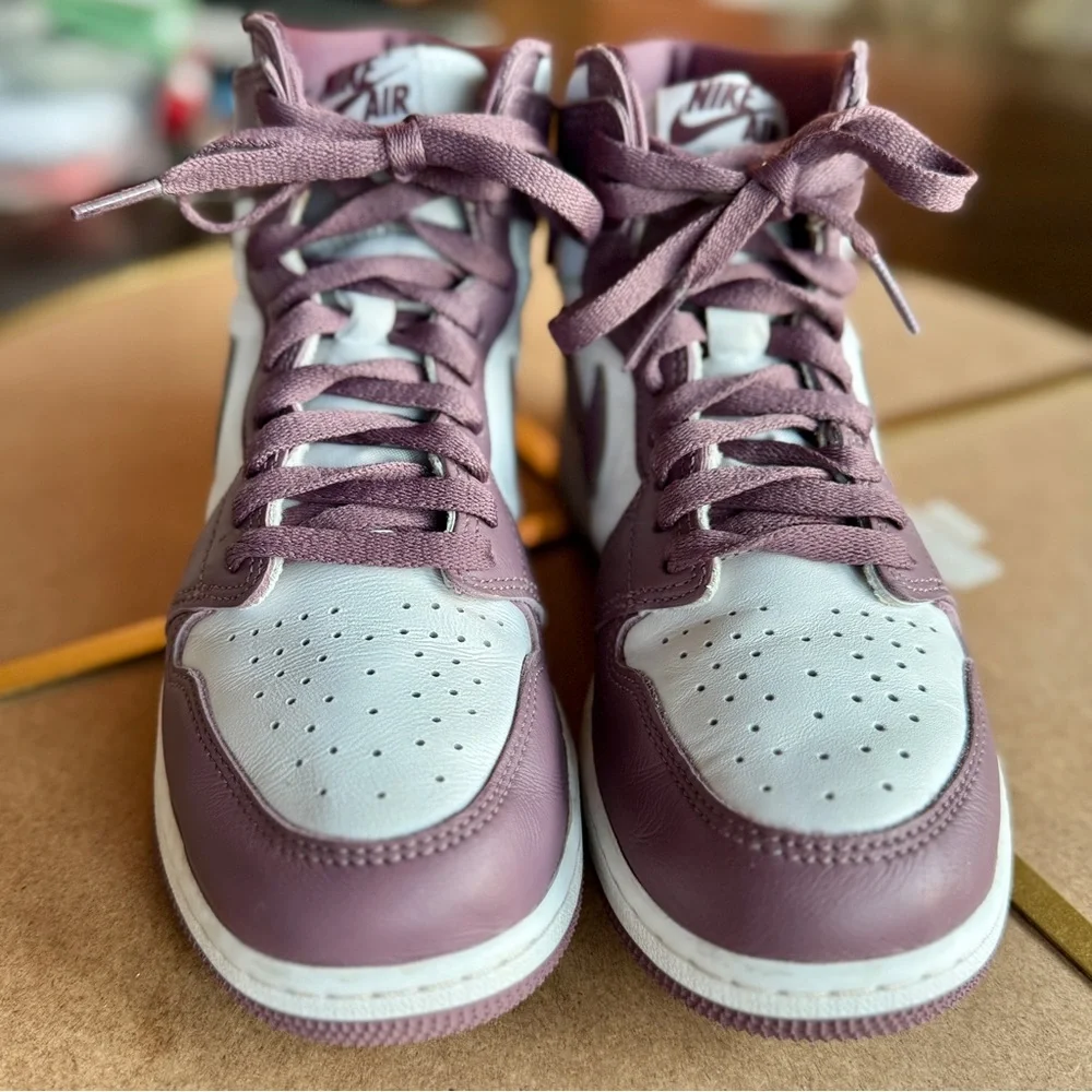 Nike Air Jordan 1 Mid Mauve White FD1437-105 Youth 6.5Y Women’s 8 Sneakers